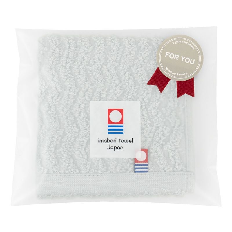 今治タオル タオルハンカチ ギフト お配り 22㎝×22㎝ 日本製 ハンカチ 小さめ 使いやすい おすすめ 速乾 吸水 かわいい ふわふわ 波模様 綿100％ 軽量 ジャガード デイリーユース 蛍光染料不使用 ニュアンスカラー チャコール ベージュ ライトブルー パープル